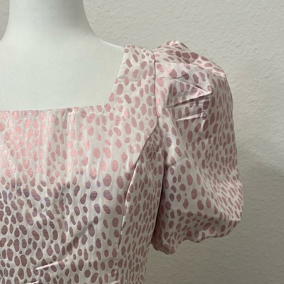 Crown & Ivy Light Pink Women's Short Puff Sleeve Jacquard Cocktail Dress Size 6 - Picture 3 of 11